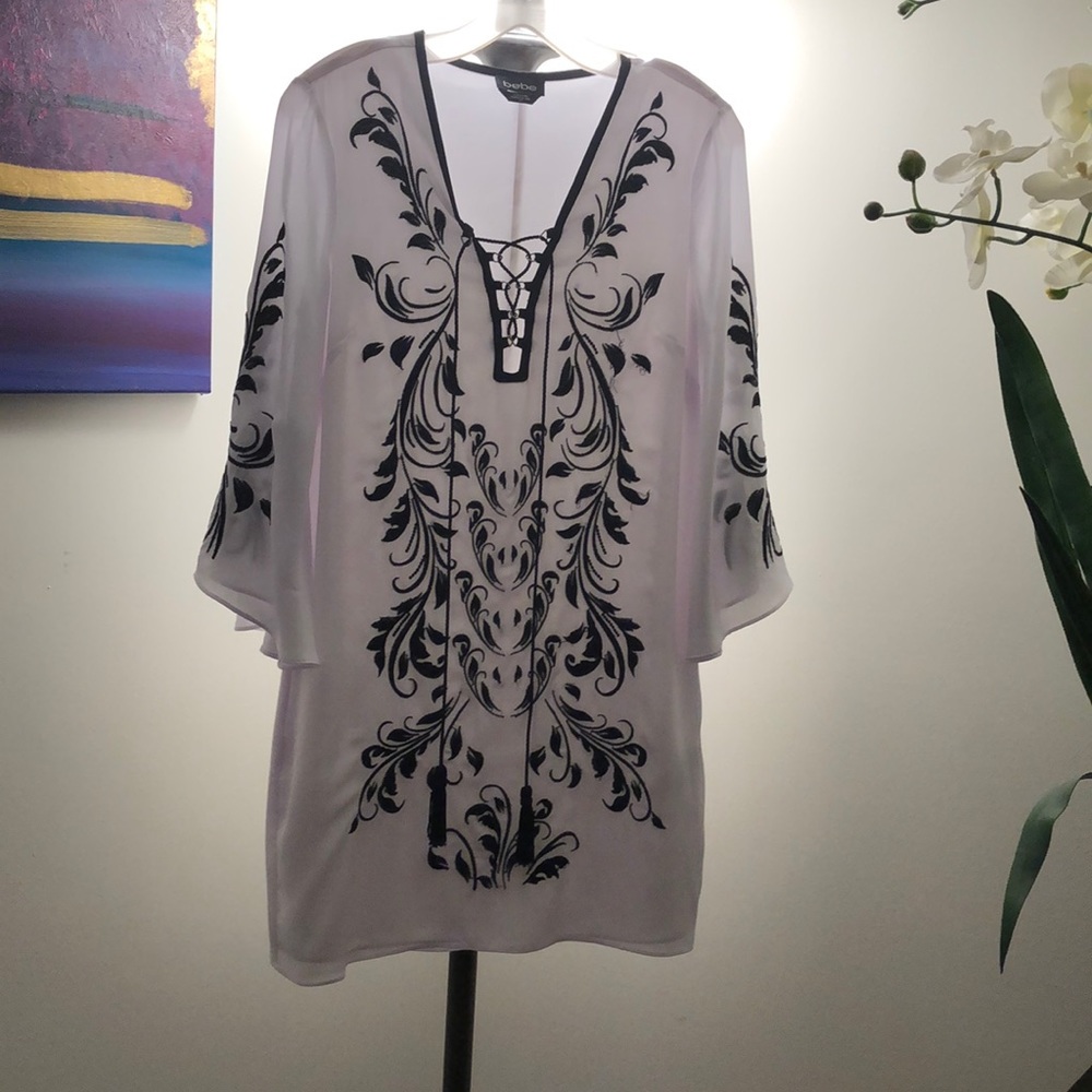 Beautiful Black & White Dress